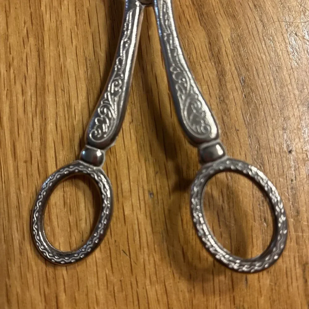 Vintage Silver Plated Scissor Style Pastry Salad Tongs 8.5